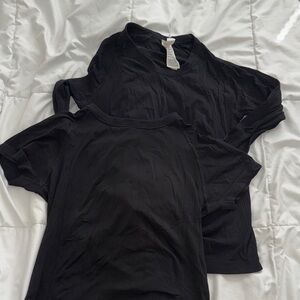 Classic Black Women's Athletic Tops (Long Sleeve and Short Sleeve) finger whole
